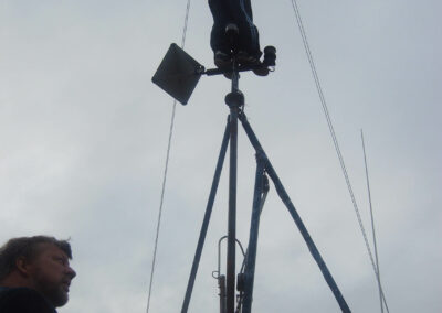 Kevin up mast installing aerial for /MM